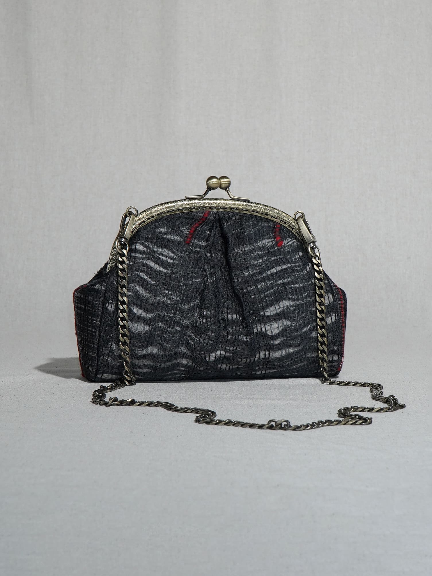 Setia Cap Cili_Cacangkaja_Kisslock Bags_Sundari with sling